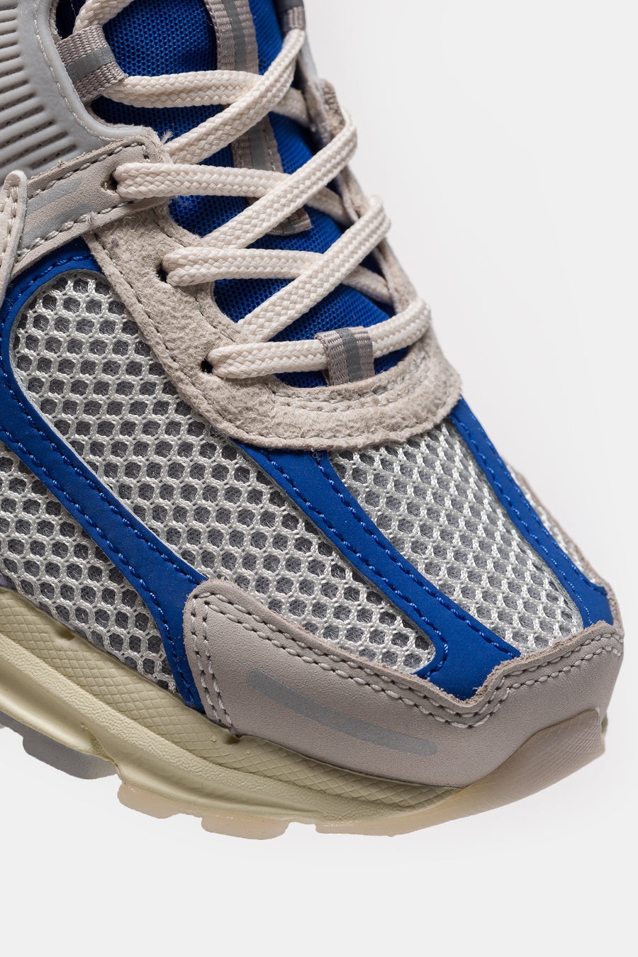 Zoom Vomero 5 Sneaker in Game Royal/Pale Ivory/Coconut Milk - 6