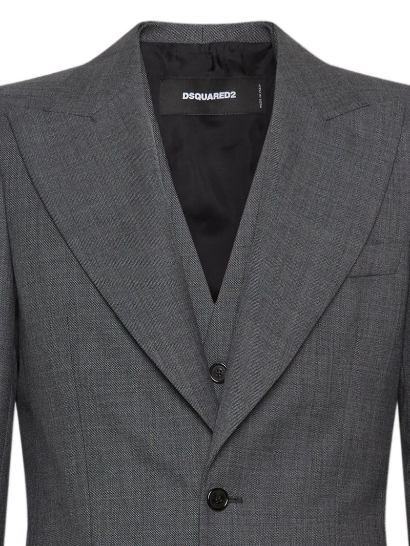 DSQUARED2 70s single-breasted suit outlook