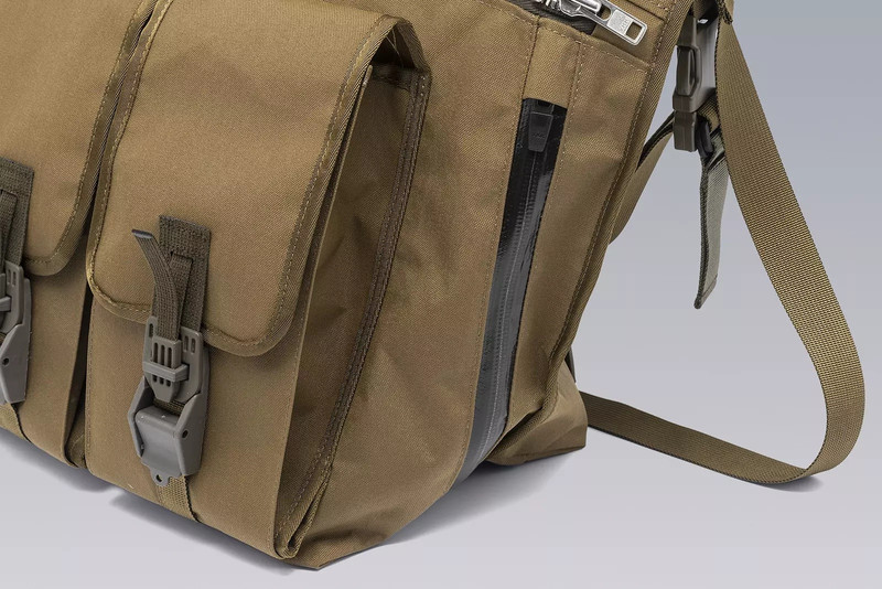 3A-1-COR Interops Einsatztasche Coyote 17