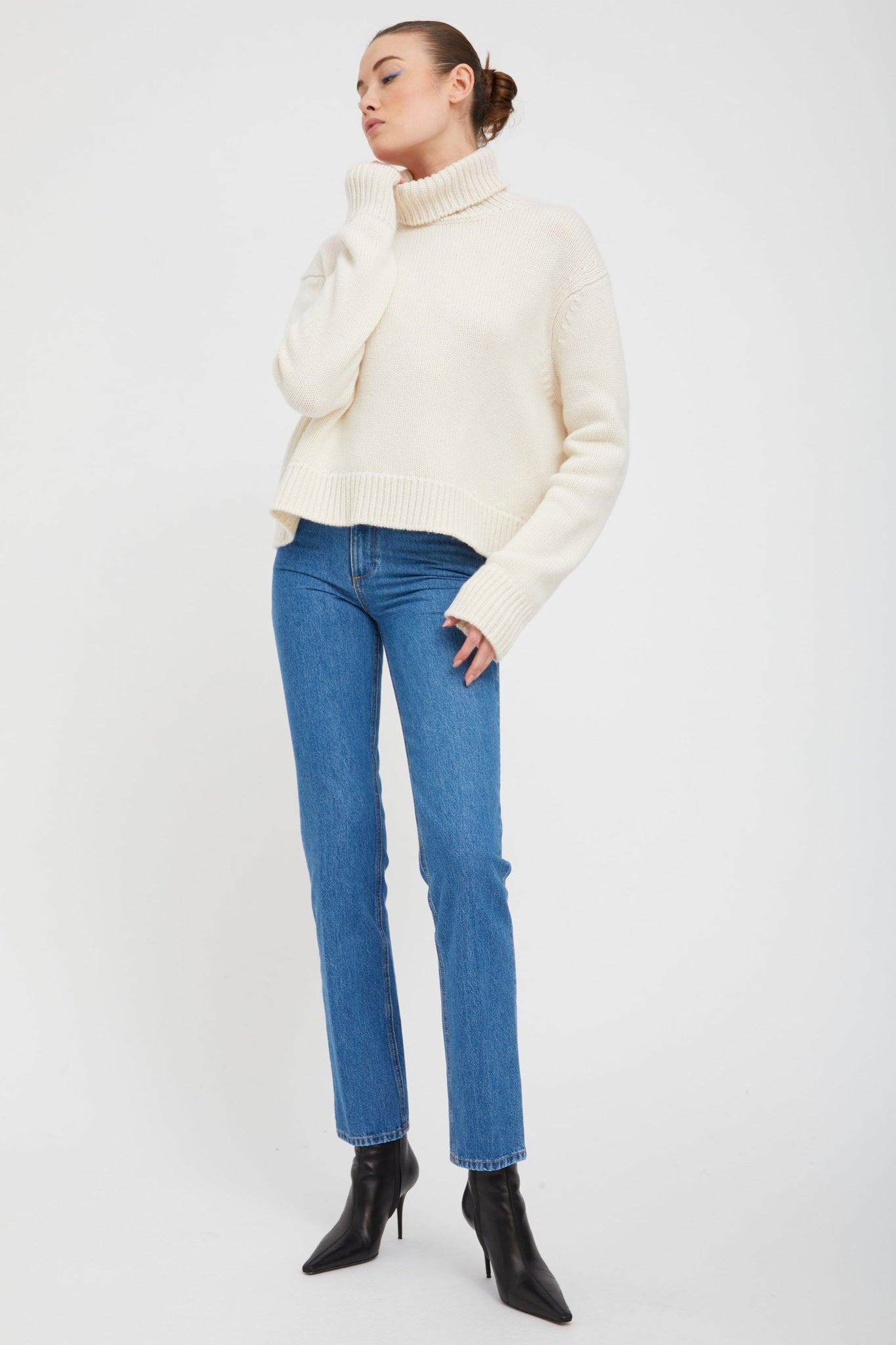 CHALK HEAVY CASHMERE TURTLENECK SWEATER - 3