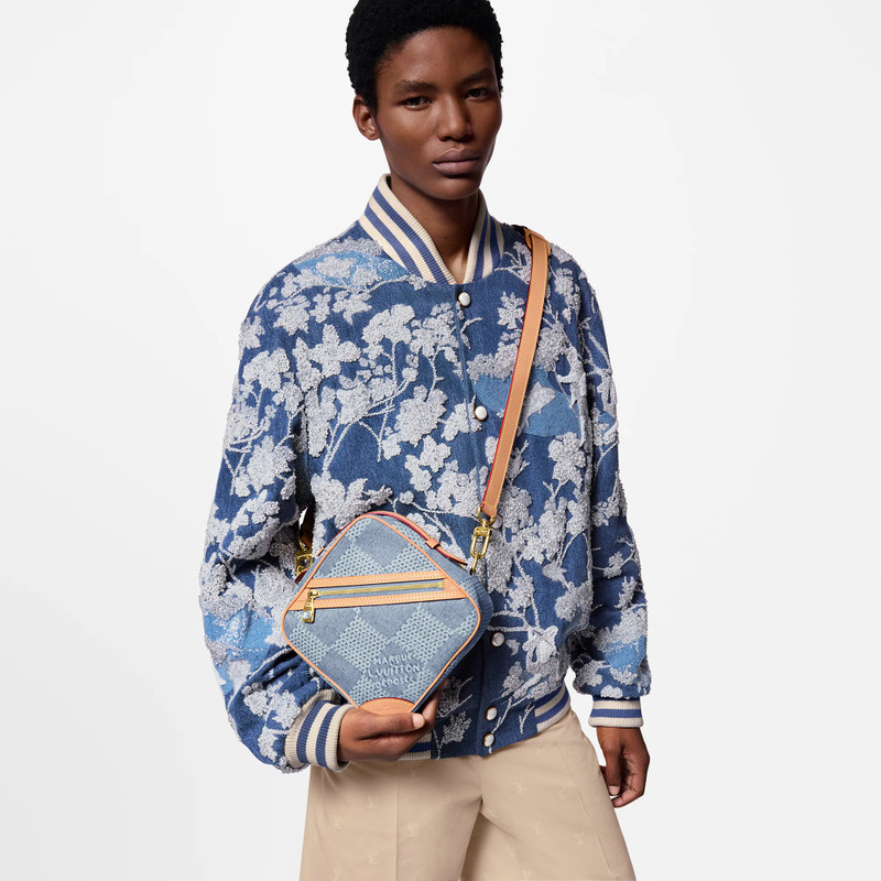 Louis Vuitton Chess Messenger outlook