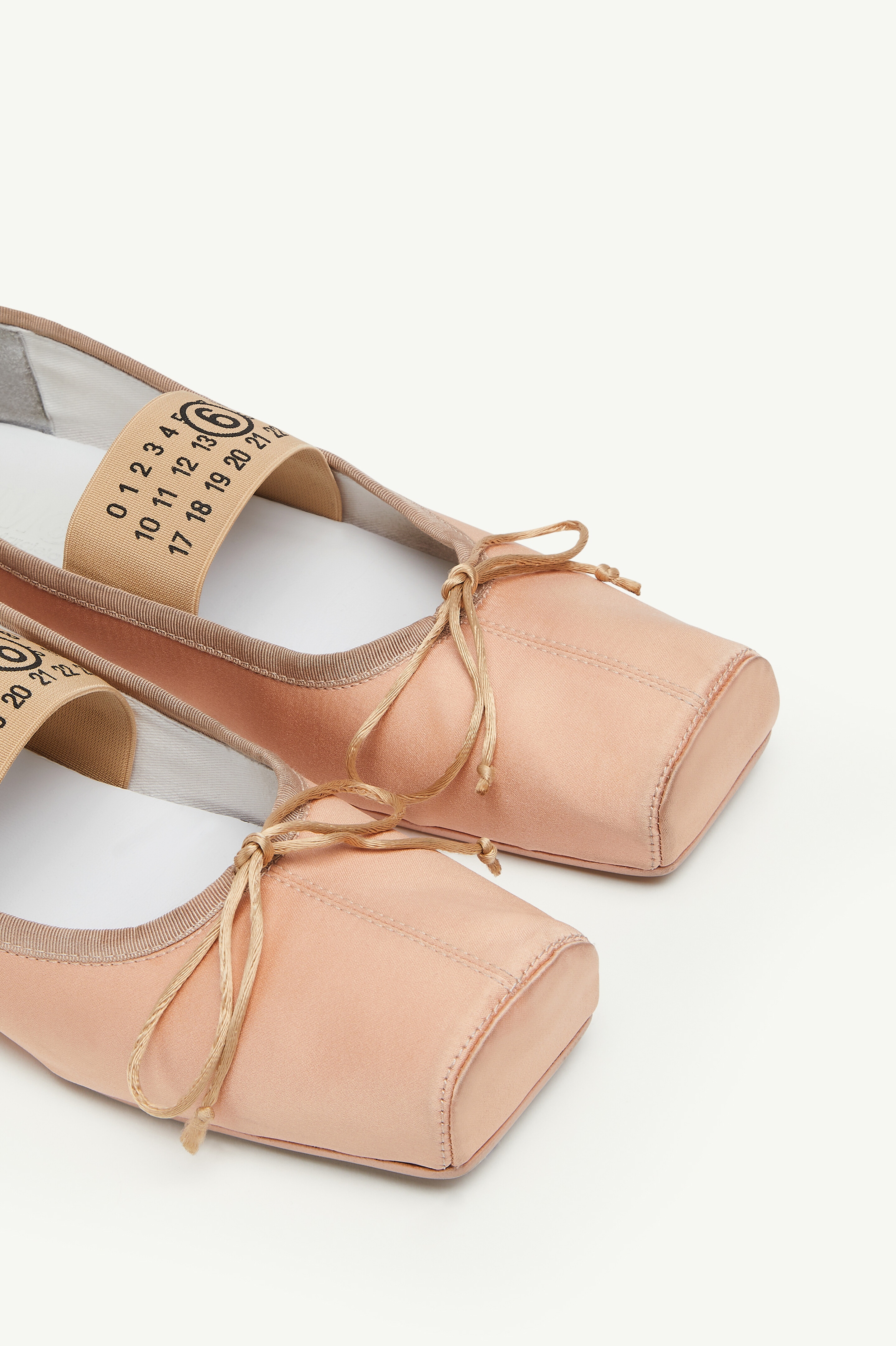 Ballet shoe - 4