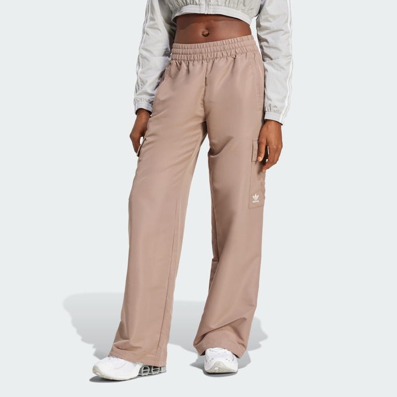 adidas Essentials Woven Cargo Pants outlook