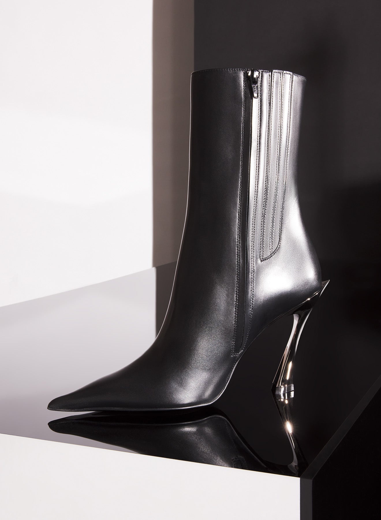Black leather Fang 95 ankle boots - 3