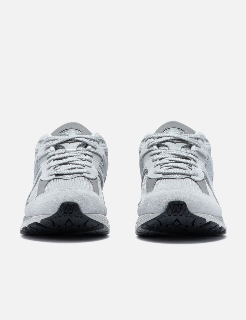 New Balance 2002R outlook