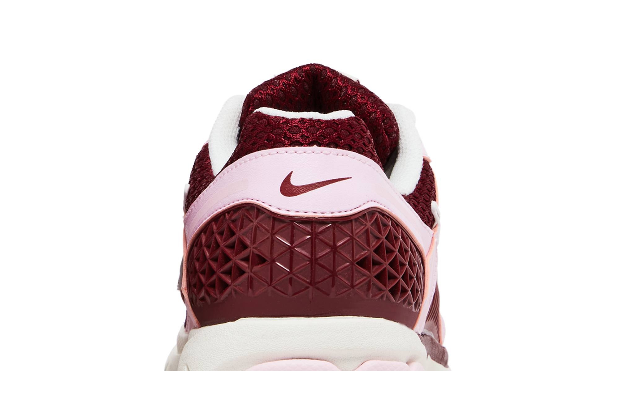 Wmns Air Zoom Vomero 5 'Pink Foam Team Red' - 7