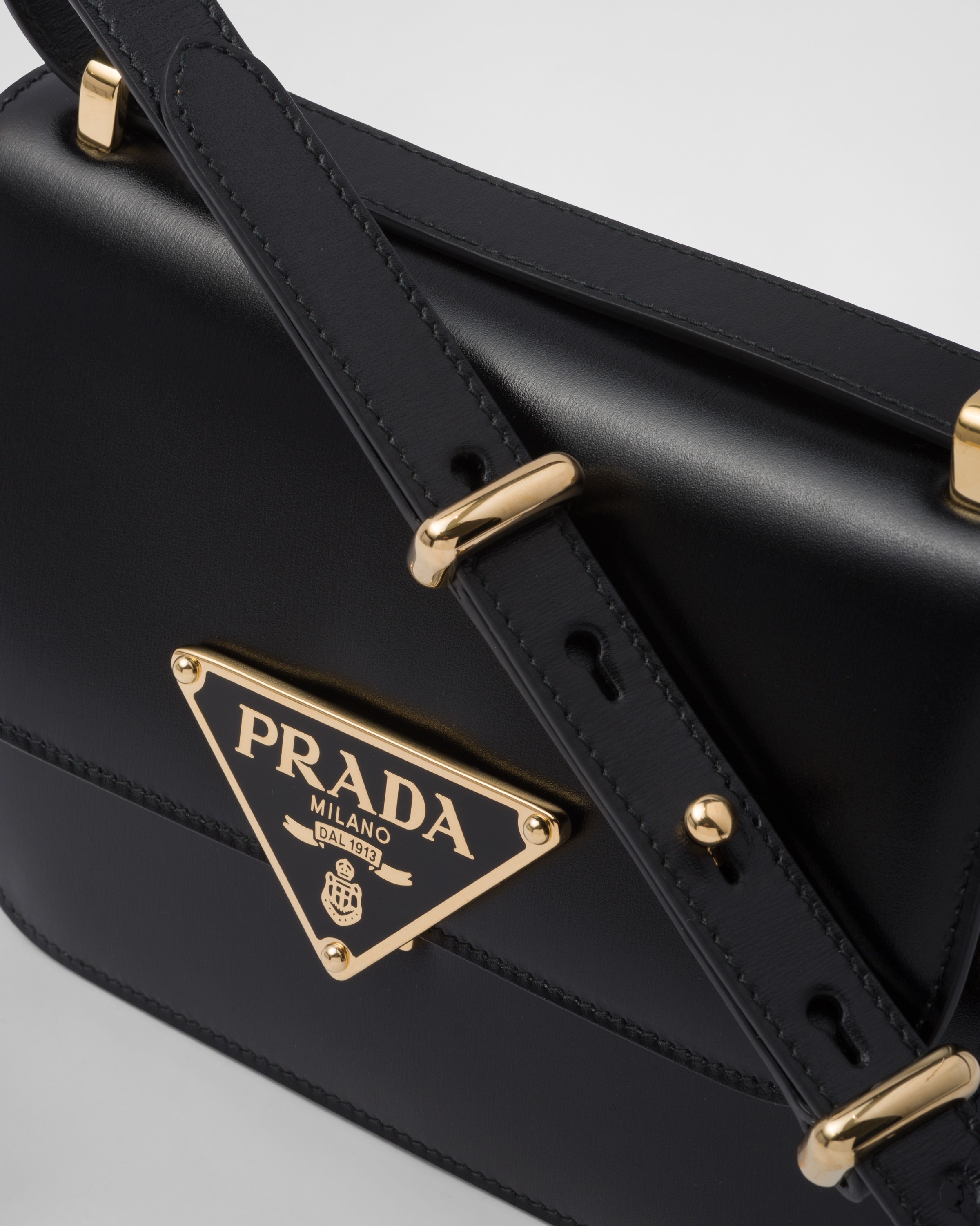 Prada Emblème leather bag - 6