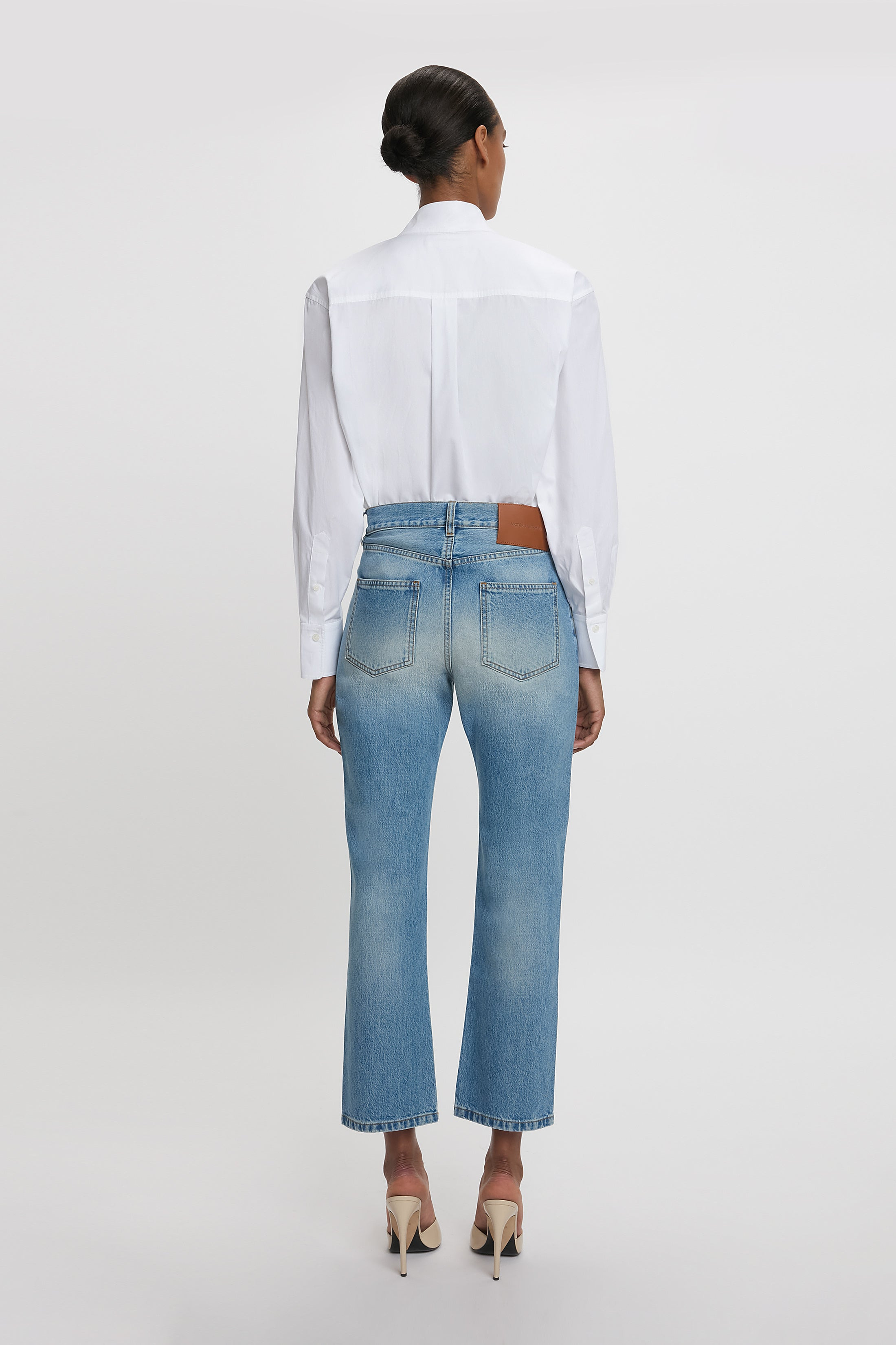 Cropped Long Sleeve Shirt In White - 4
