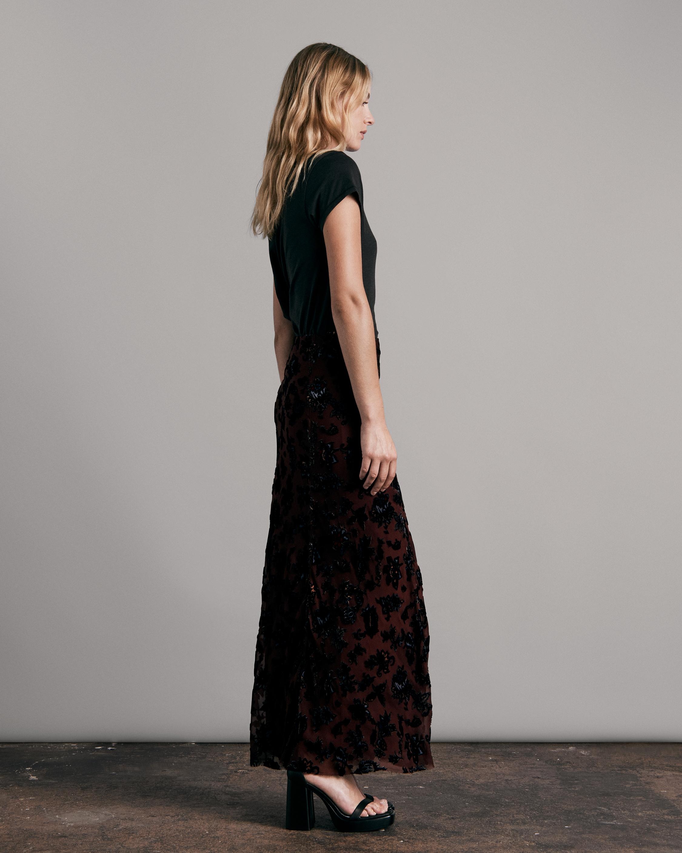 Eden Velvet Burnout Skirt
Classic Fit Skirt - 4