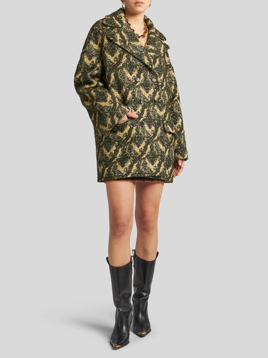 DOUBLE-BREASTED BOUCLÉ JACQUARD JACKET - 4