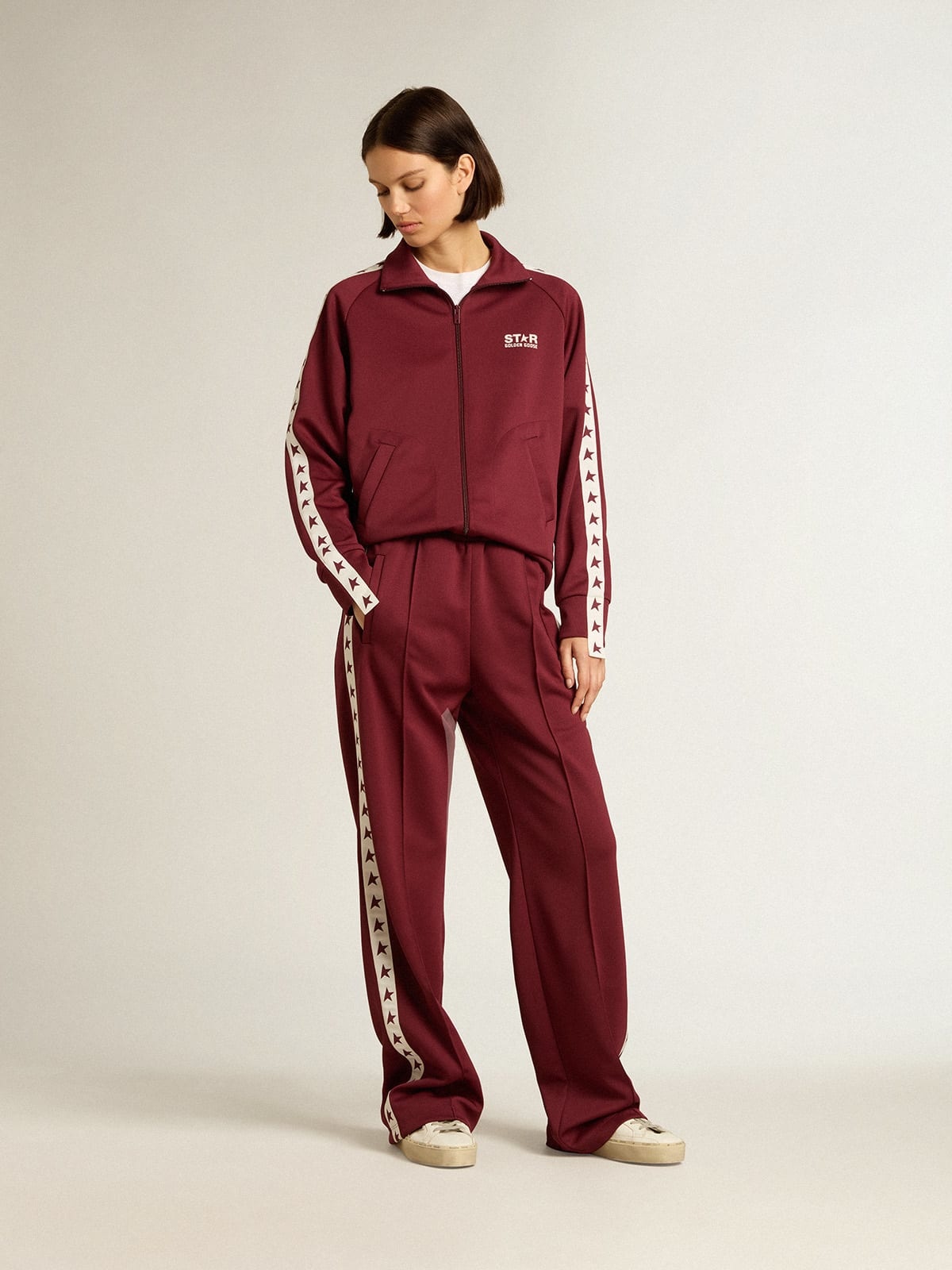 Women’s burgundy joggers with stars on the sides - 3