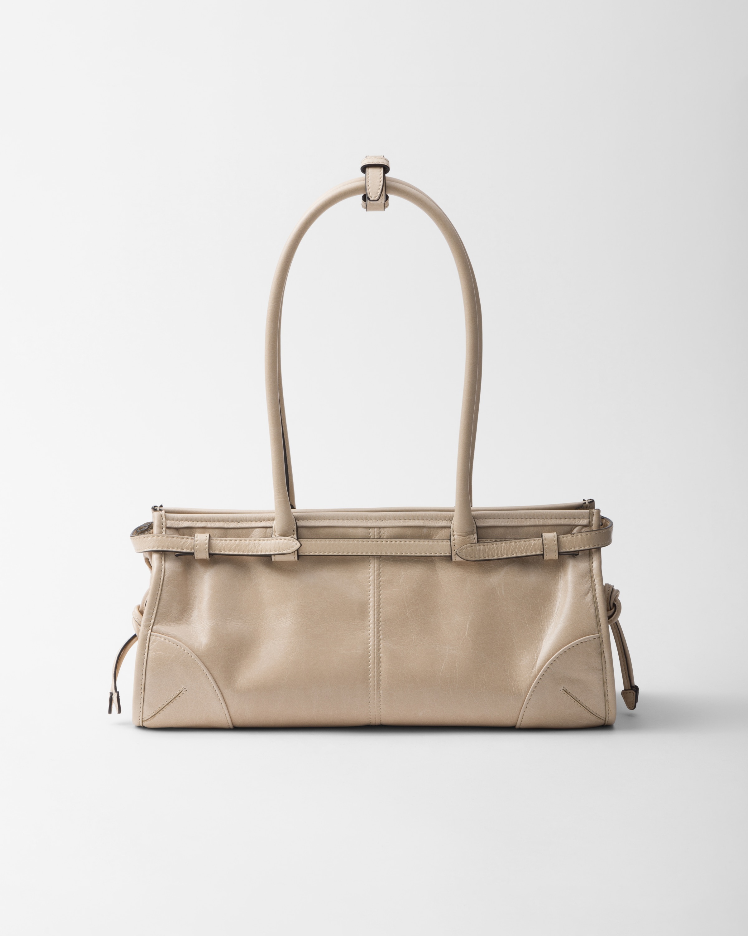 Medium leather handbag - 4