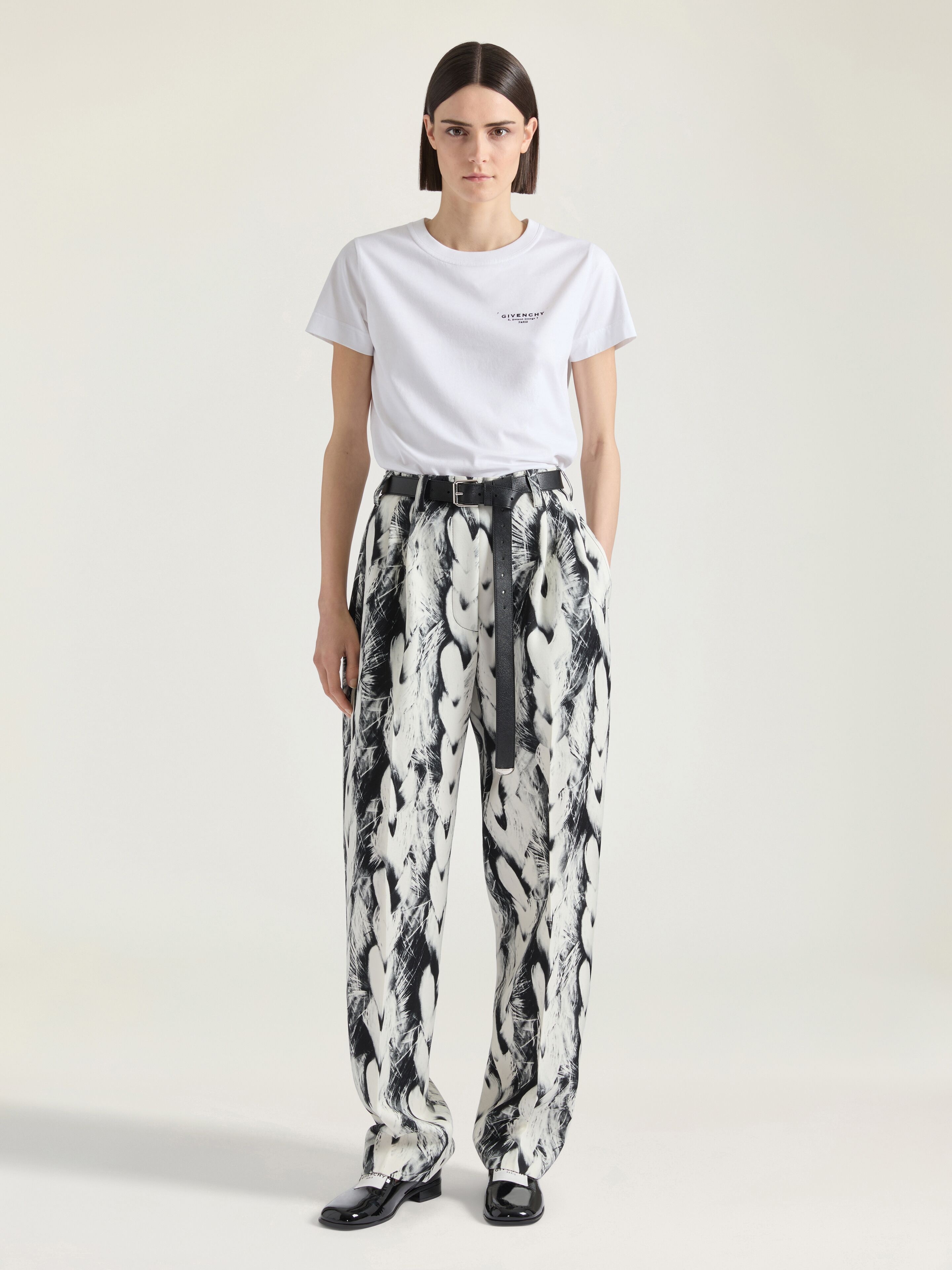 T-SHIRT IN COTTON WITH GIVENCHY STAMP PRINT - 2