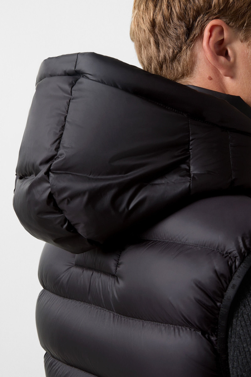 Holger down vest in Black 6