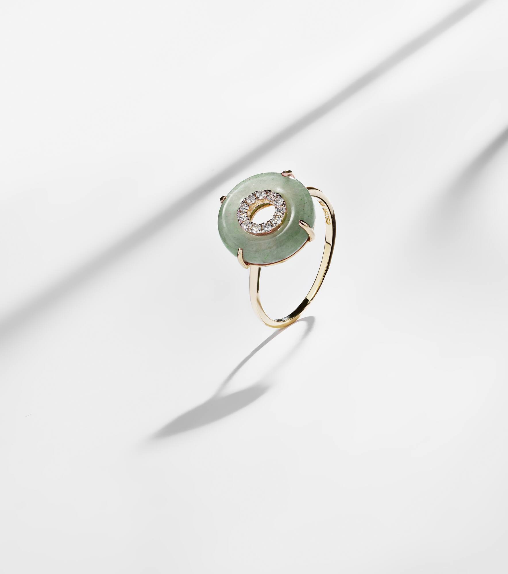 14kt gold ring with jade and diamonds - 5