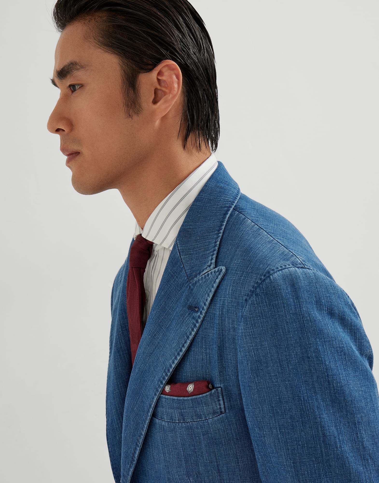 Lightweight old denim deconstructed blazer with peak lapels and patch pockets - 3