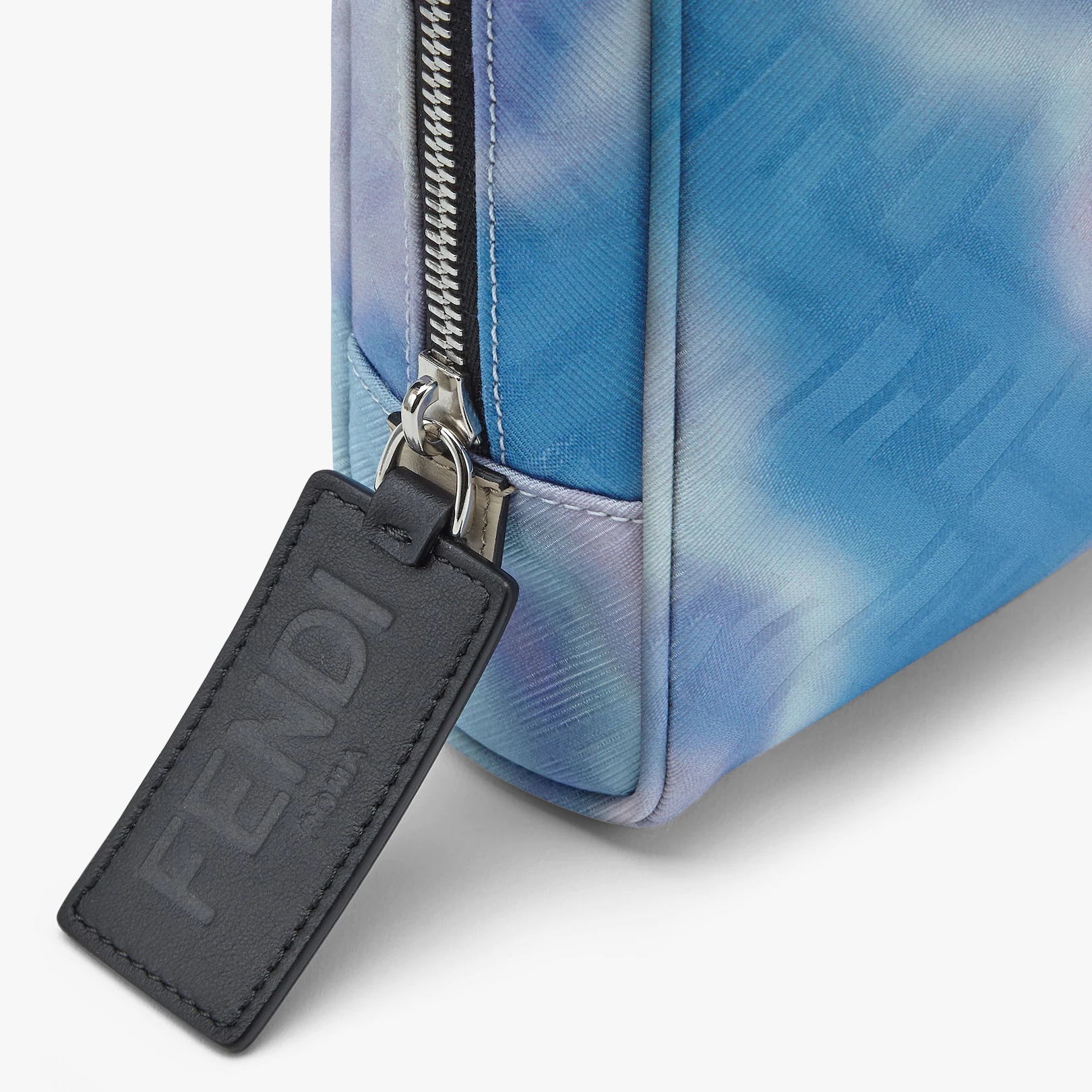 Light blue fabric toiletry bag 4