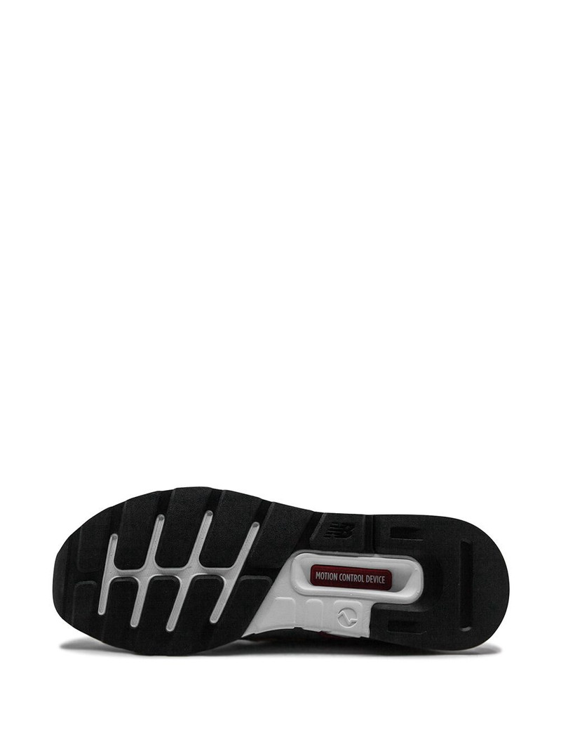 997 low-top sneakers 4