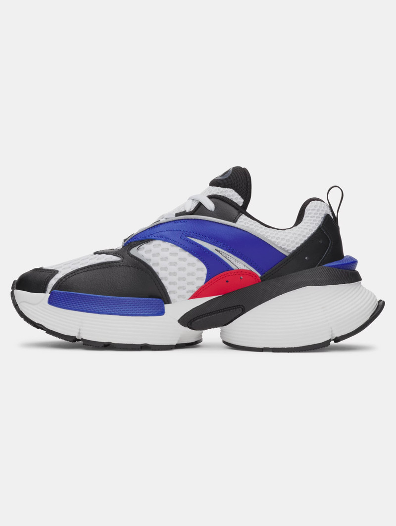 Under Armour UA Arc 96 outlook