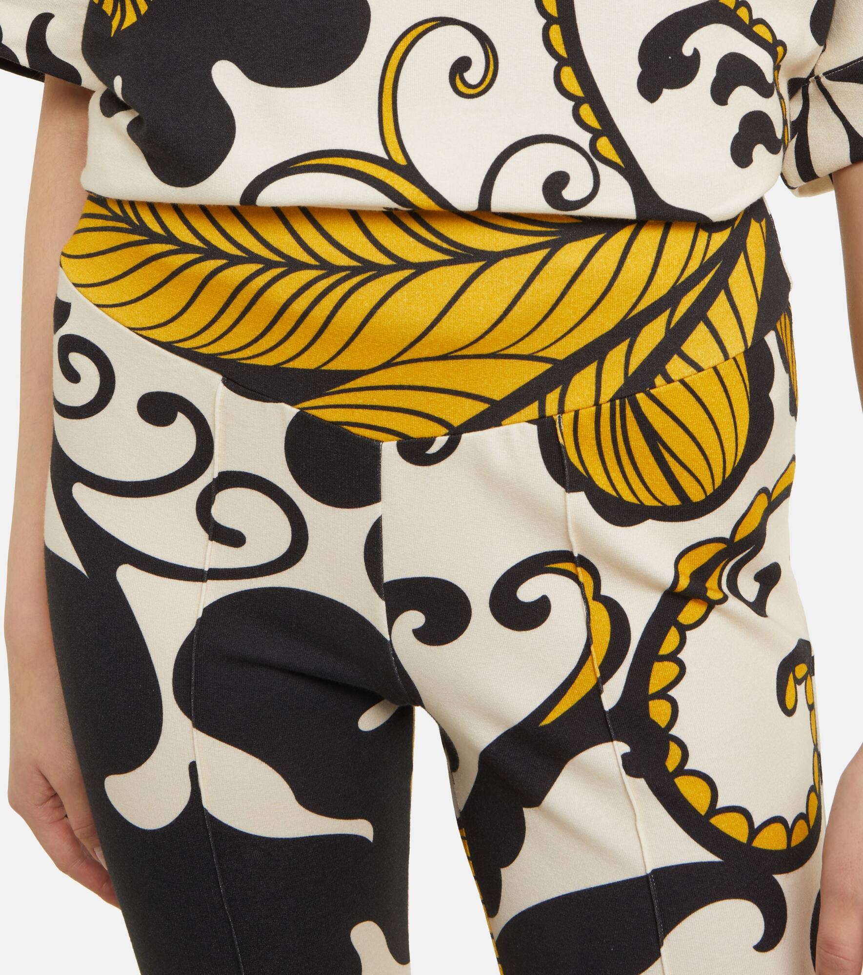 Meditation printed fleece flared pants - 4