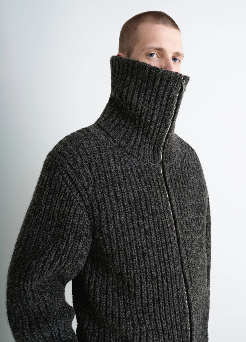 ZIPPED CARDIGAN 4