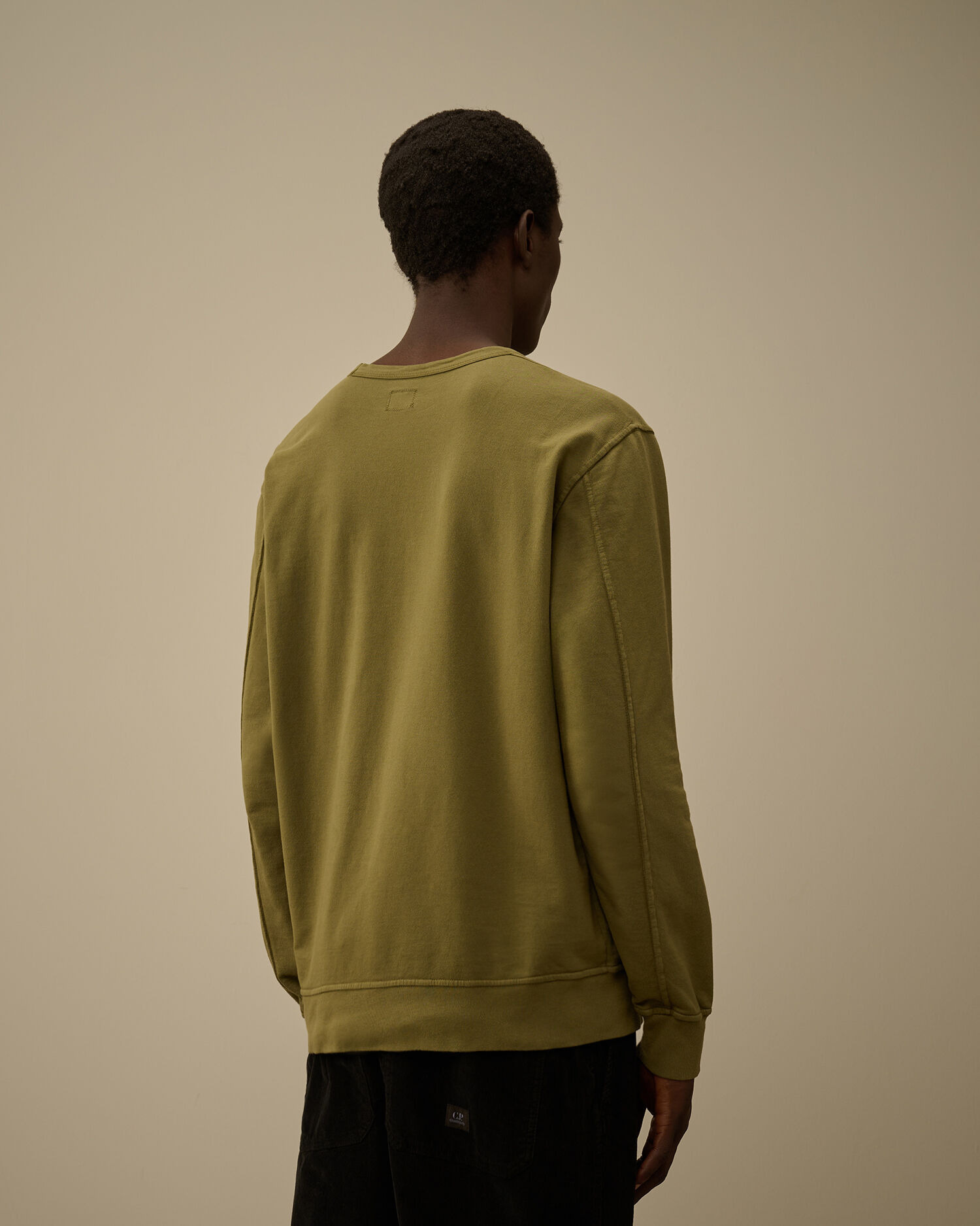Light Fleece Crewneck Lens Sweatshirt - 4