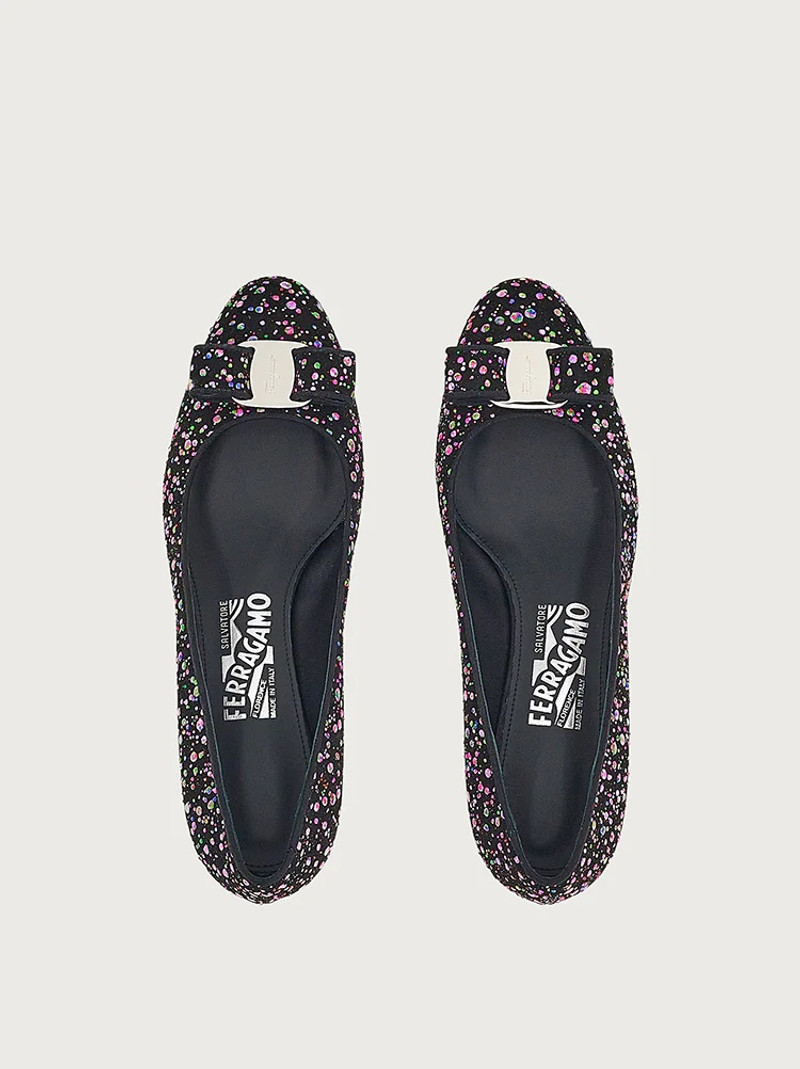FERRAGAMO VARA BOW PUMP SHOE outlook