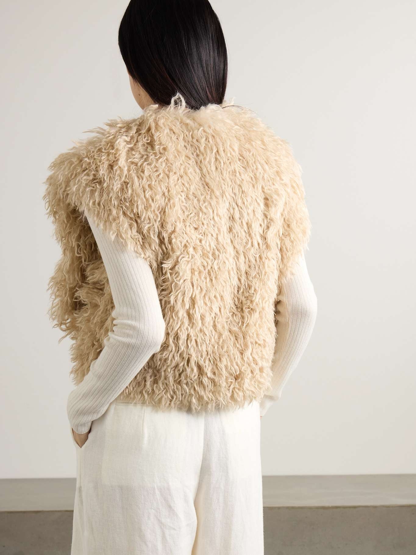 Florana faux fur vest - 3