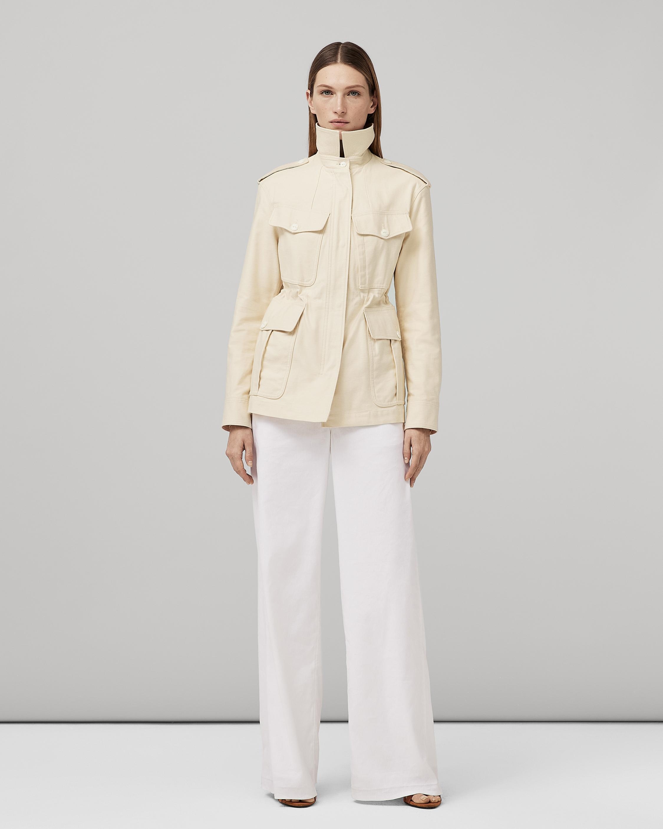 Lorenz Cotton Military Jacket
Classic Fit Jacket - 2