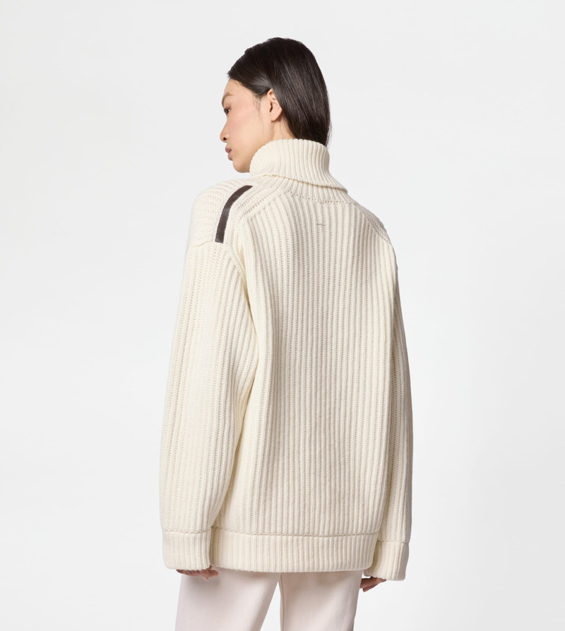 TURTLENECK IN CASHMERE - WHITE 4
