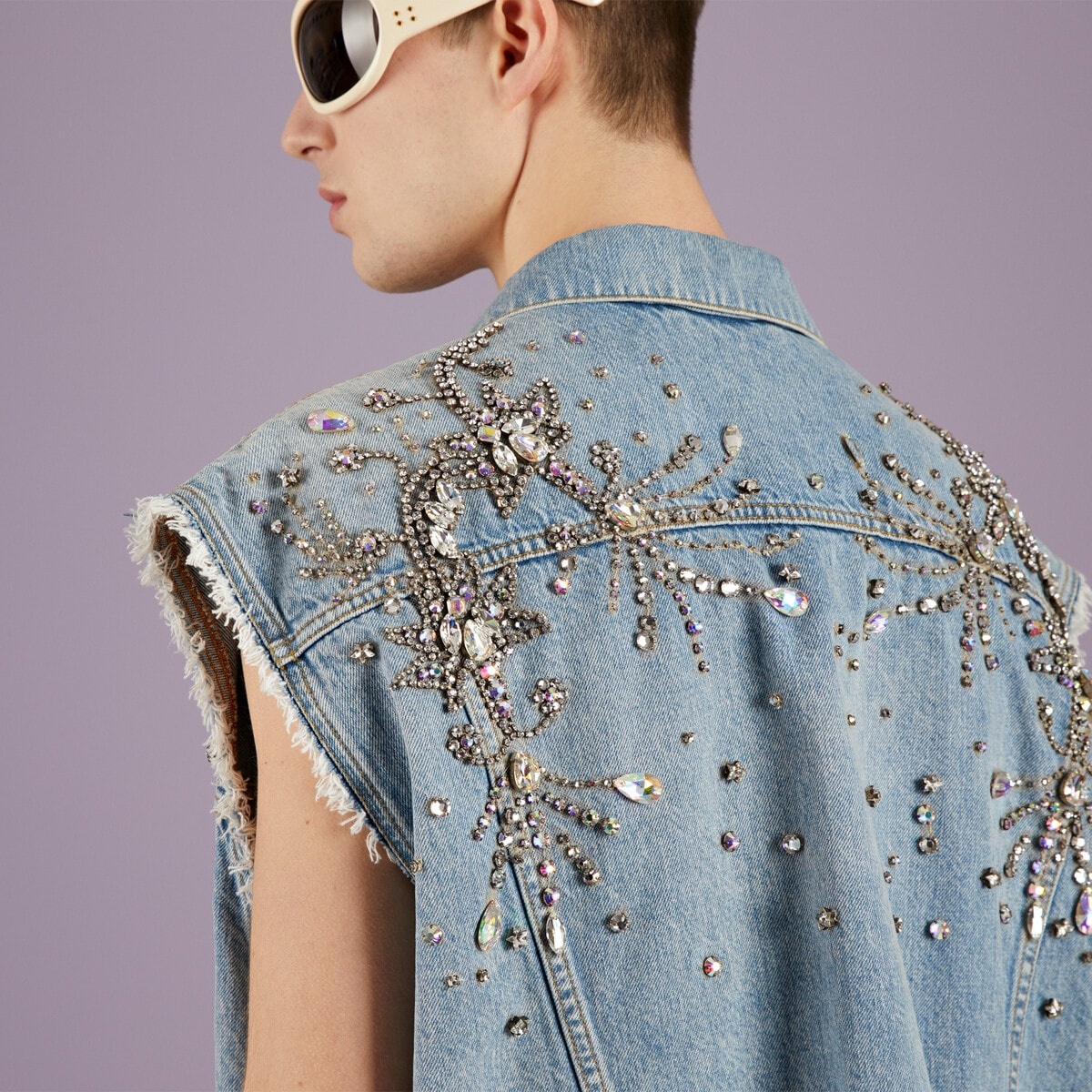 Denim vest with crystal trim - 3