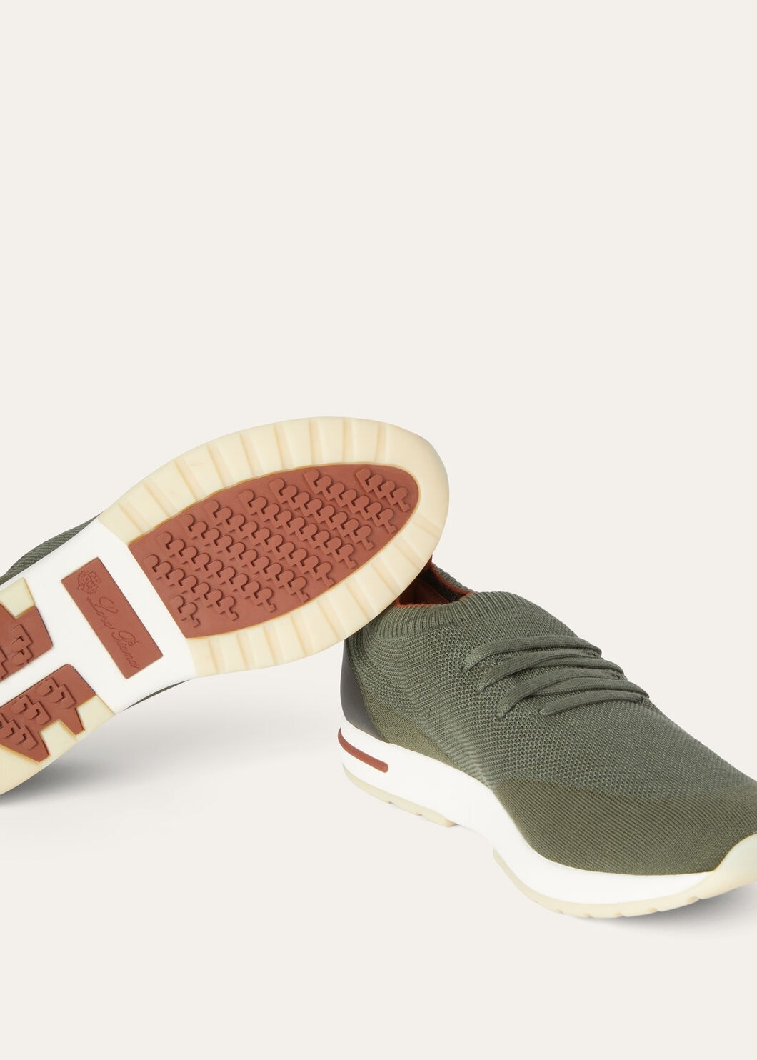 360 Lp Flexy Walk Sneaker - 5
