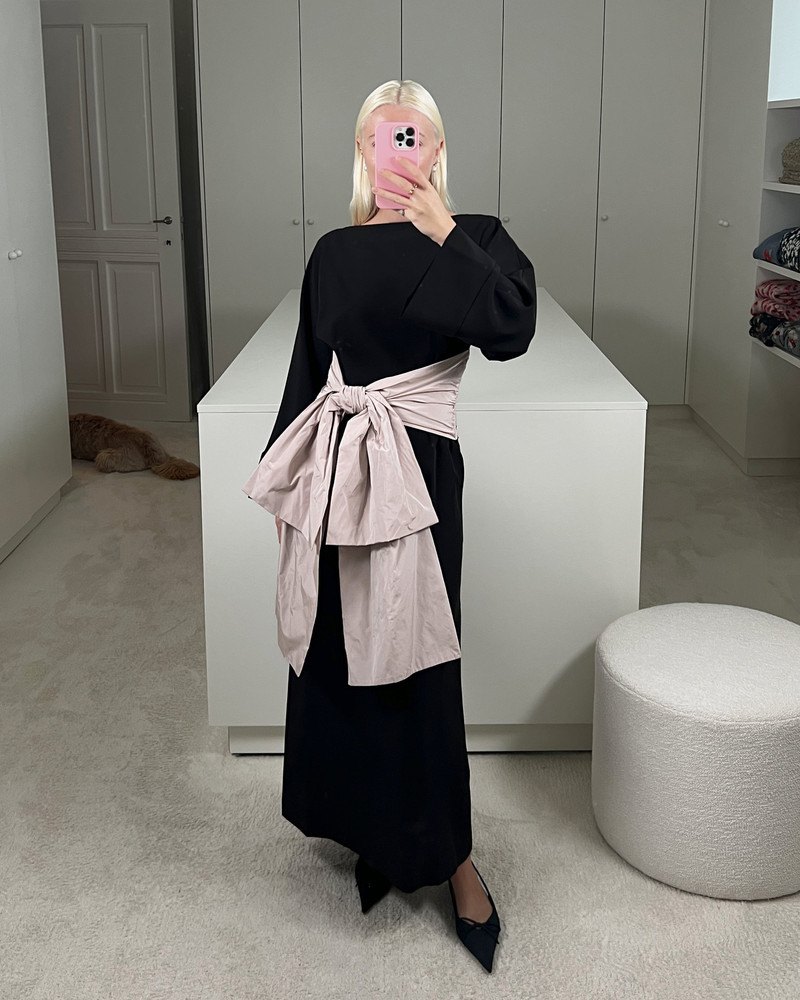 BERNADETTE Dress Nelly outlook