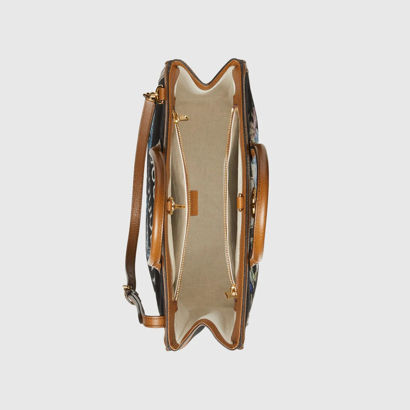 Tote bag with floral embroidery 7