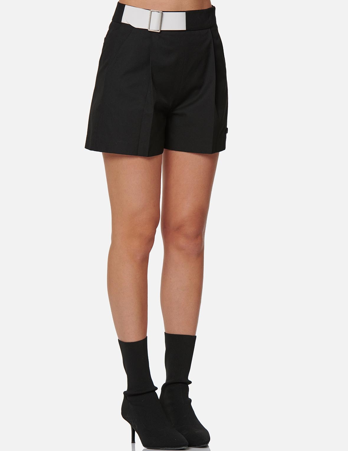 Partial Leather Buckle Belt Shorts - 7