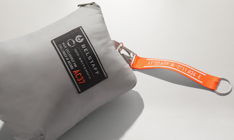 CHALLENGER REVERSIBLE VEST 3