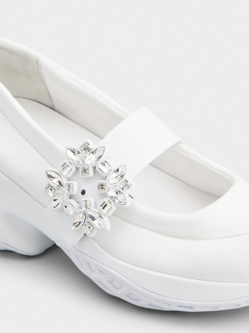 Viv' Run Strass Buckle Ballerinas in Technical Fabric 3