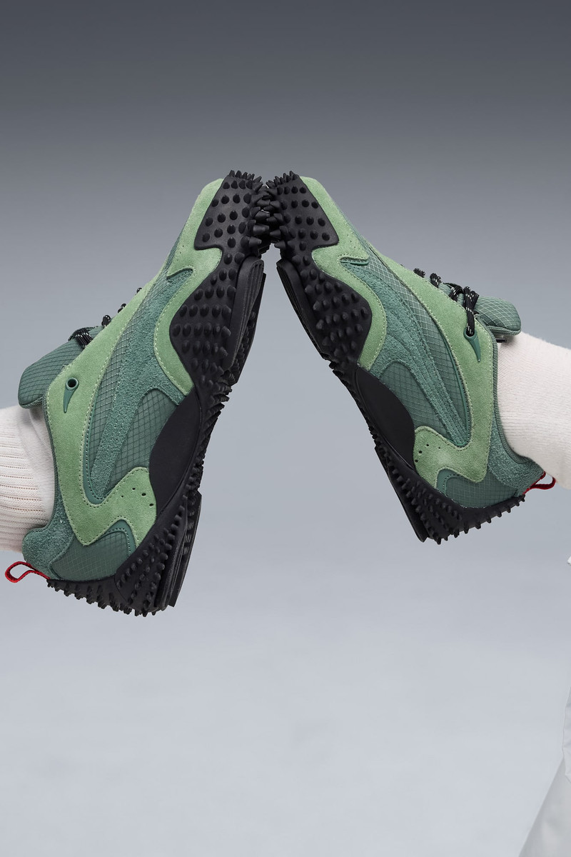 PUMA Mostro XC Unisex outlook