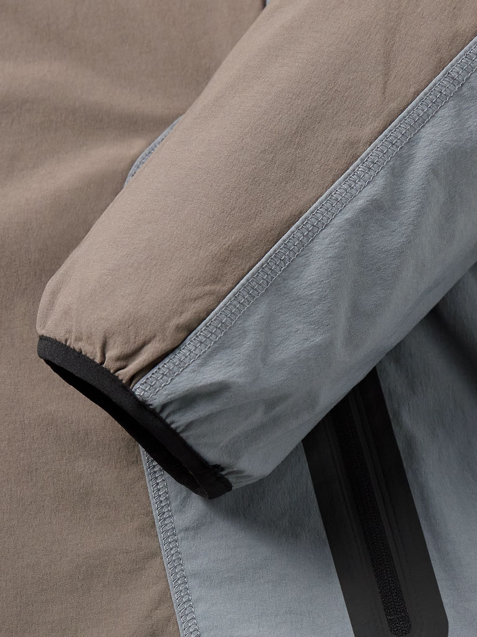 Tech Logo-Print Panelled Stretch-Nylon Hooded Jacket Taupe - 5