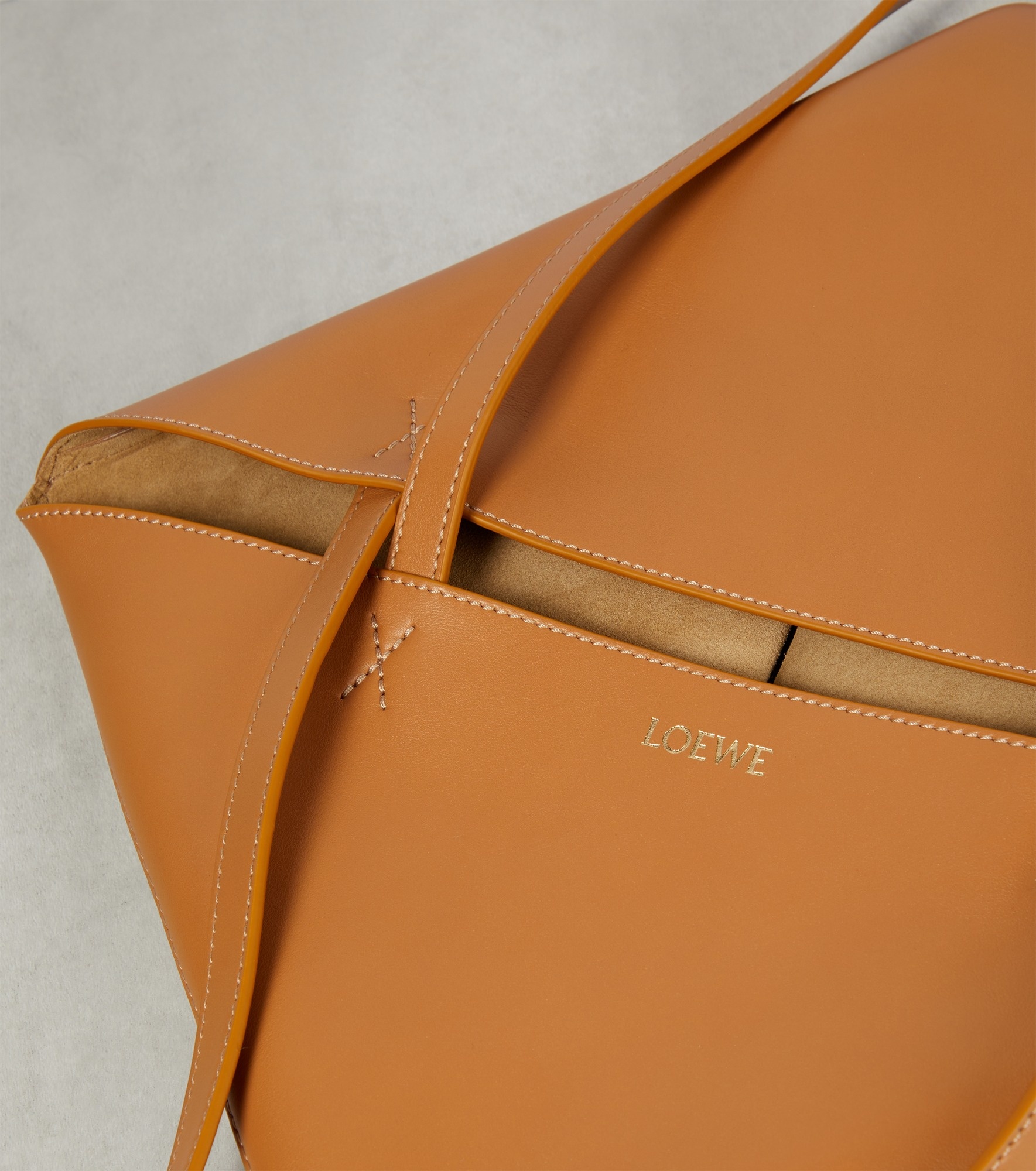 Puzzle Fold Medium leather tote bag - 6