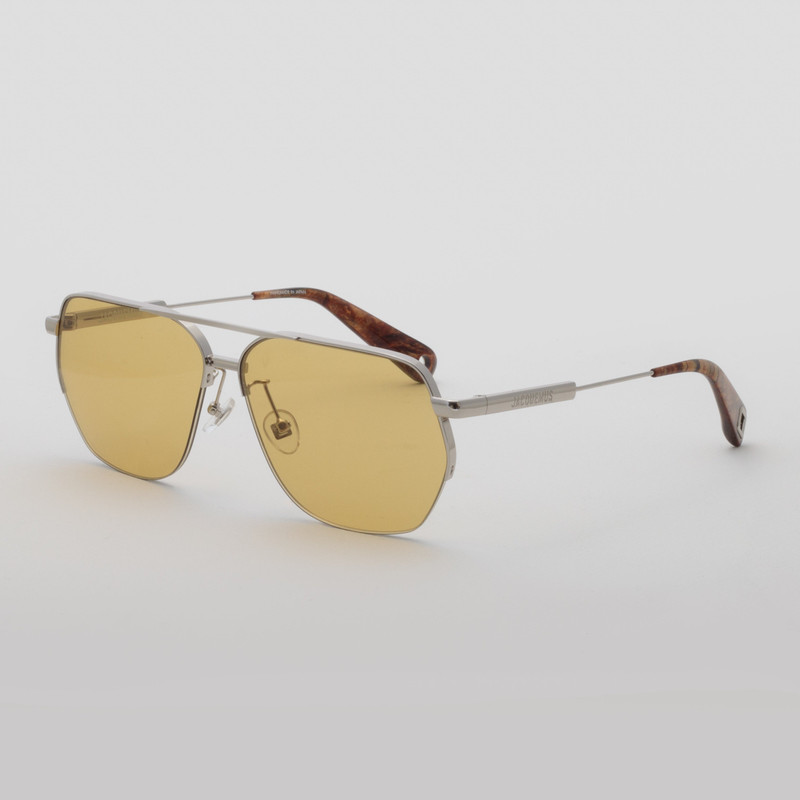 LINDA FARROW Aviador Sunglasses in Silver outlook