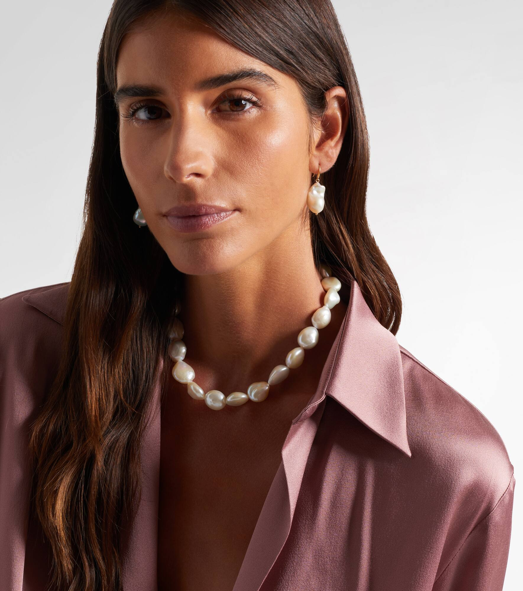 14kt gold necklace with pearls - 3
