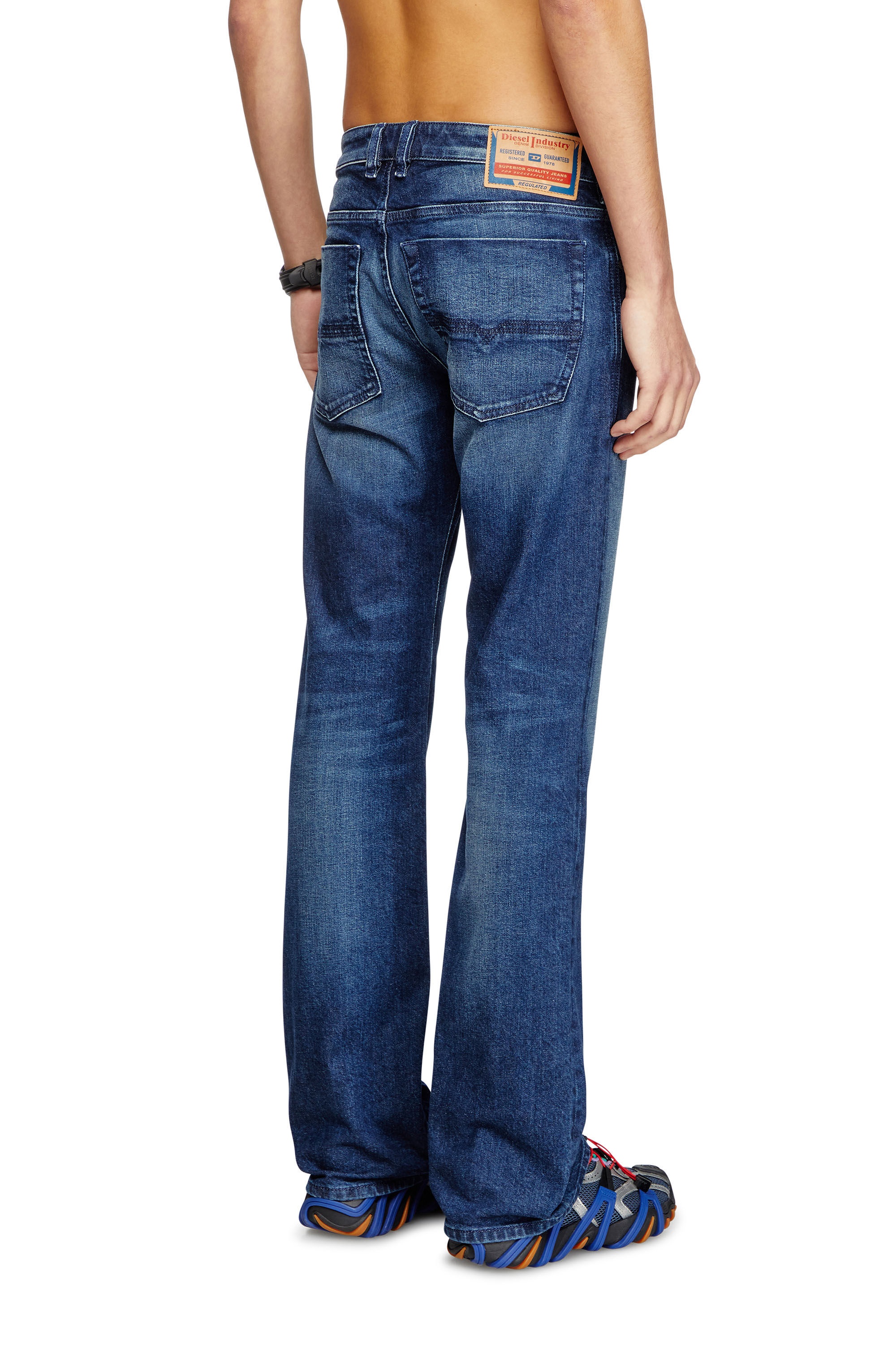 BOOTCUT JEANS 2007 ZATINY 09L51 - 4