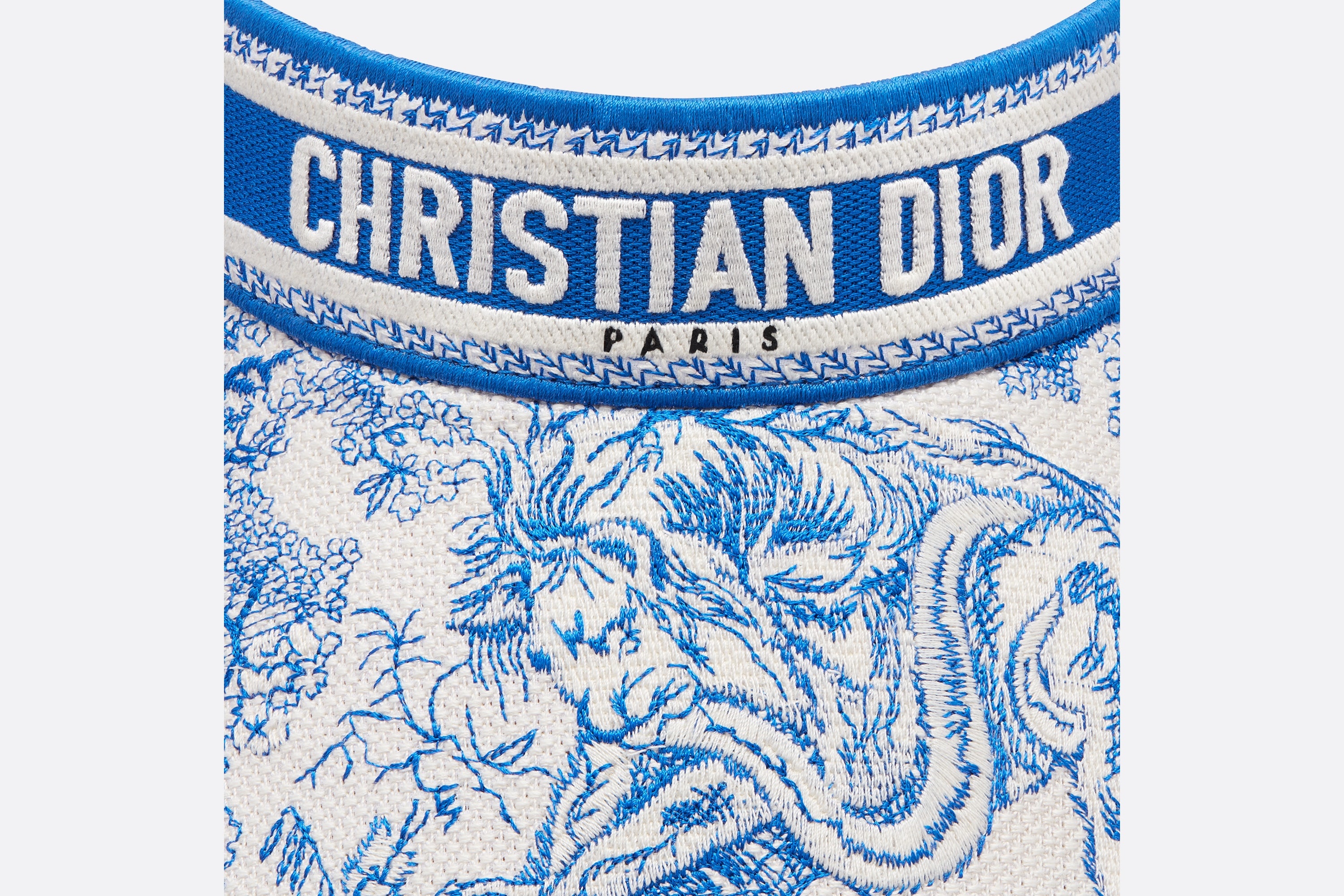 Toile de Jouy Sauvage Visor 5
