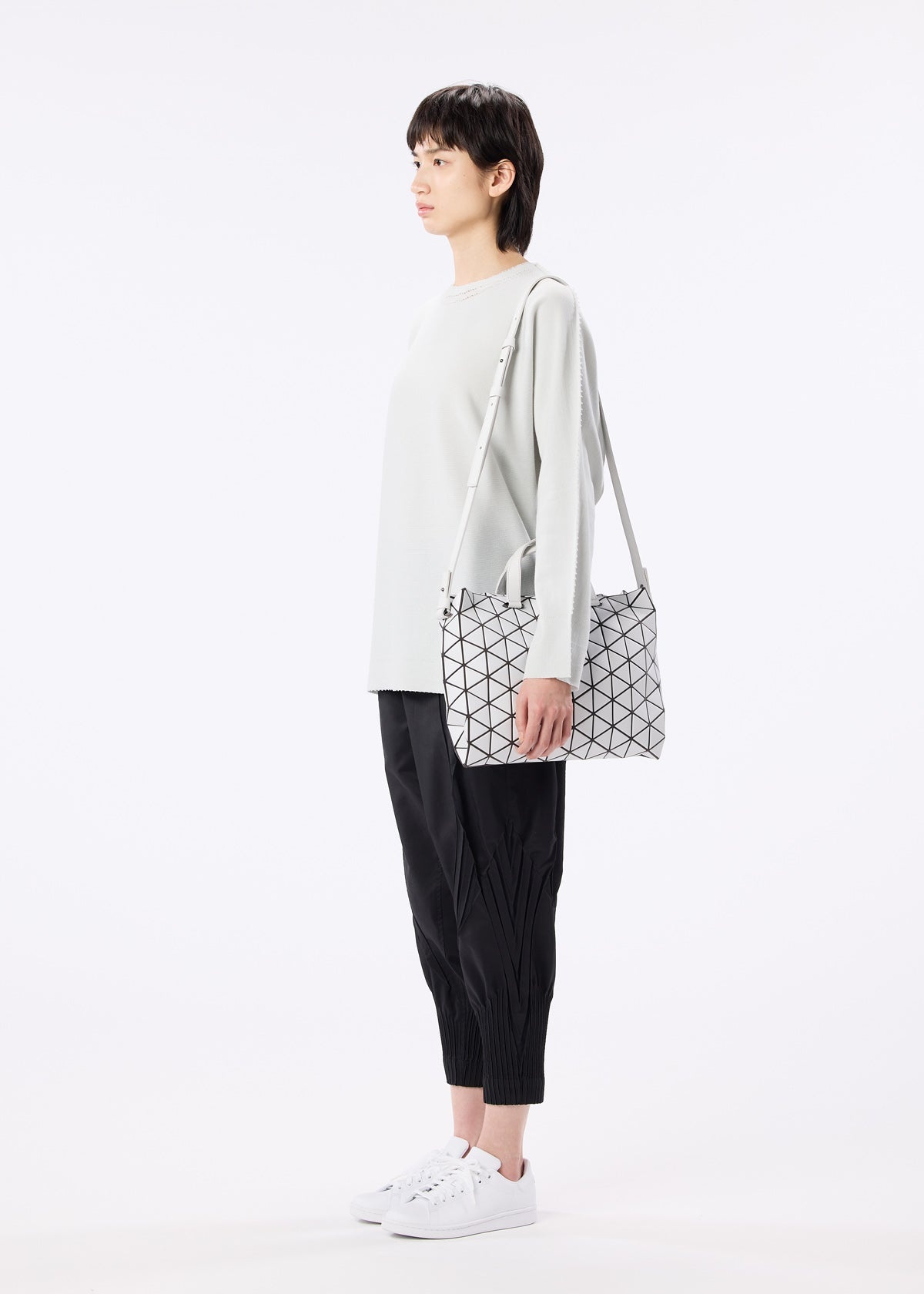 TONNEAU MATTE HANDBAG - 2