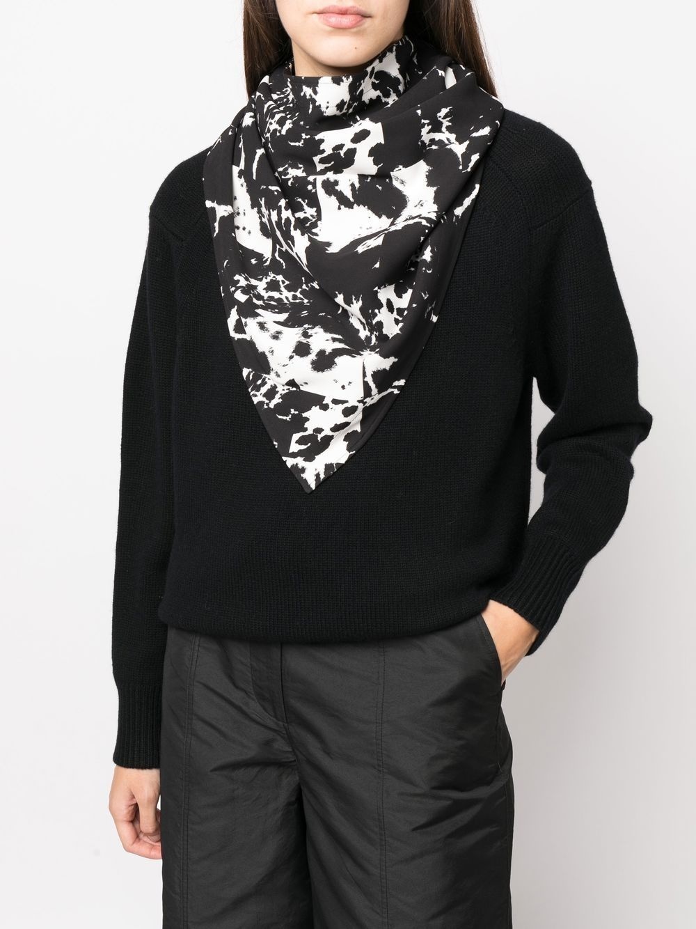 abstract-print scarf - 2