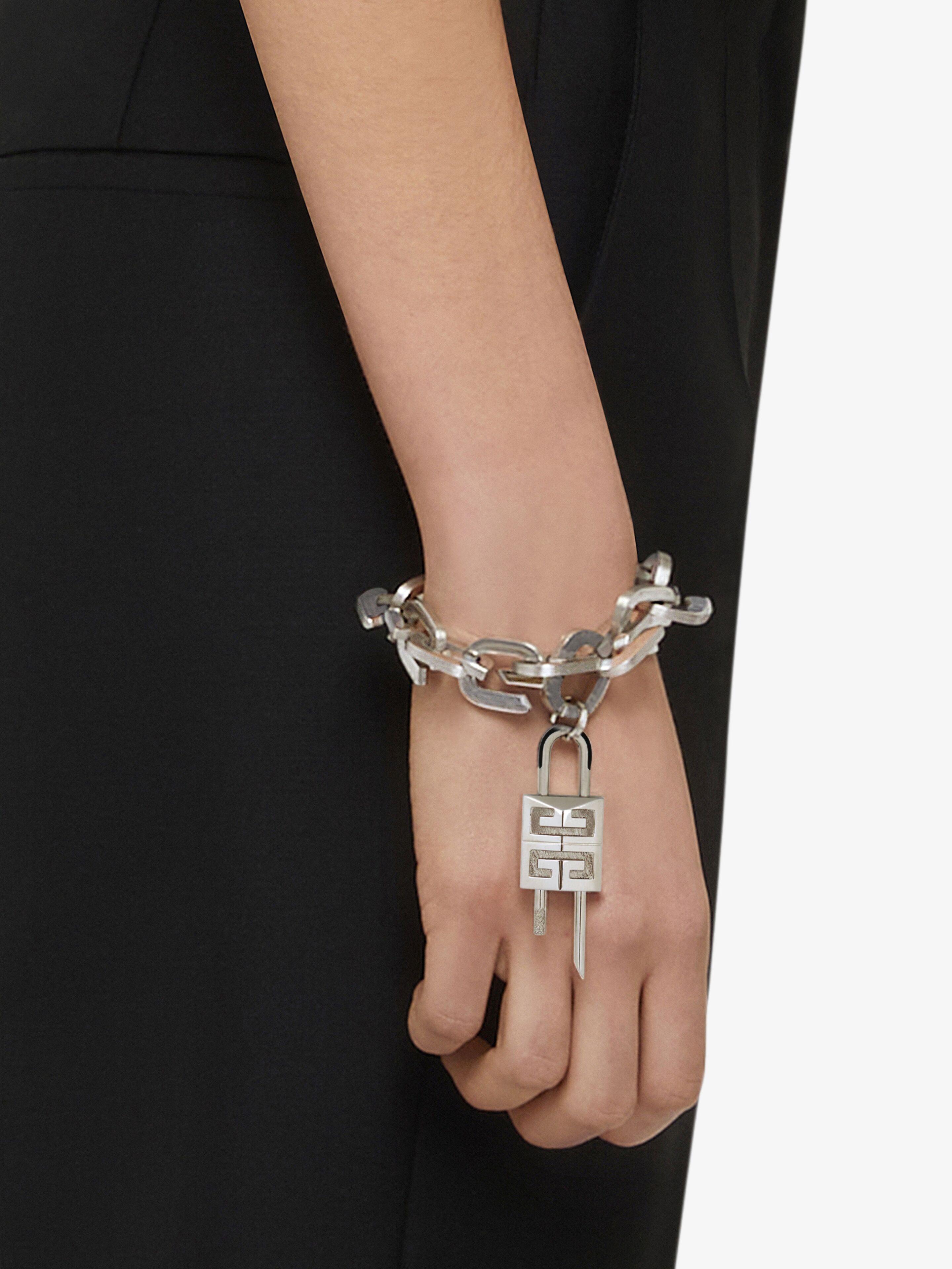 GIVENCHY Gリンクロックフレスレット BF20B7F003 040 GIVENCHY Gリンクロックフレスレット BF20B7F003 040 Givenchy G