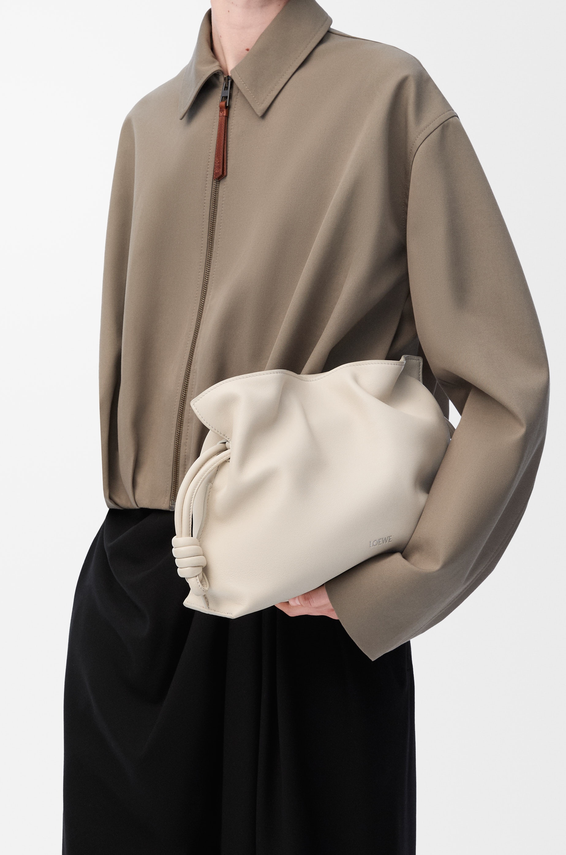 Medium Flamenco clutch in nappa calfskin - 3