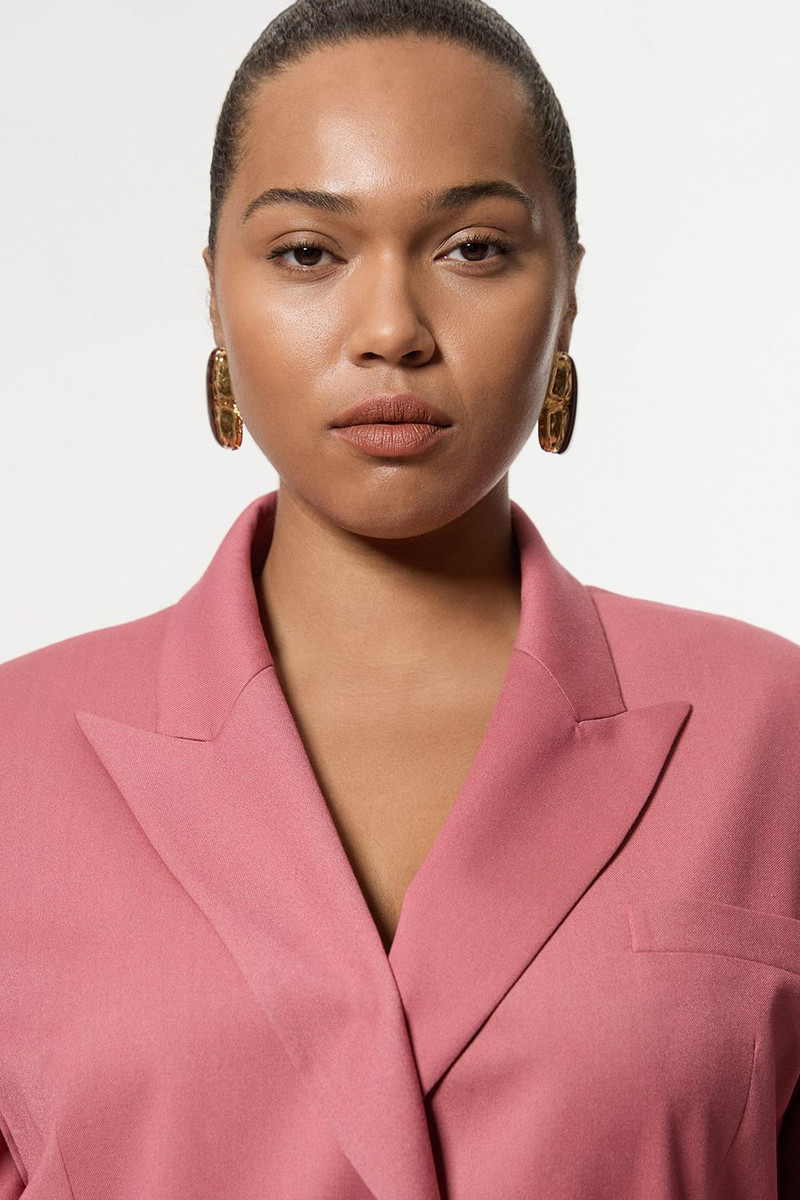 Plus Size Soft Tie Back Detail Tailored Single Breasted Blazer 3