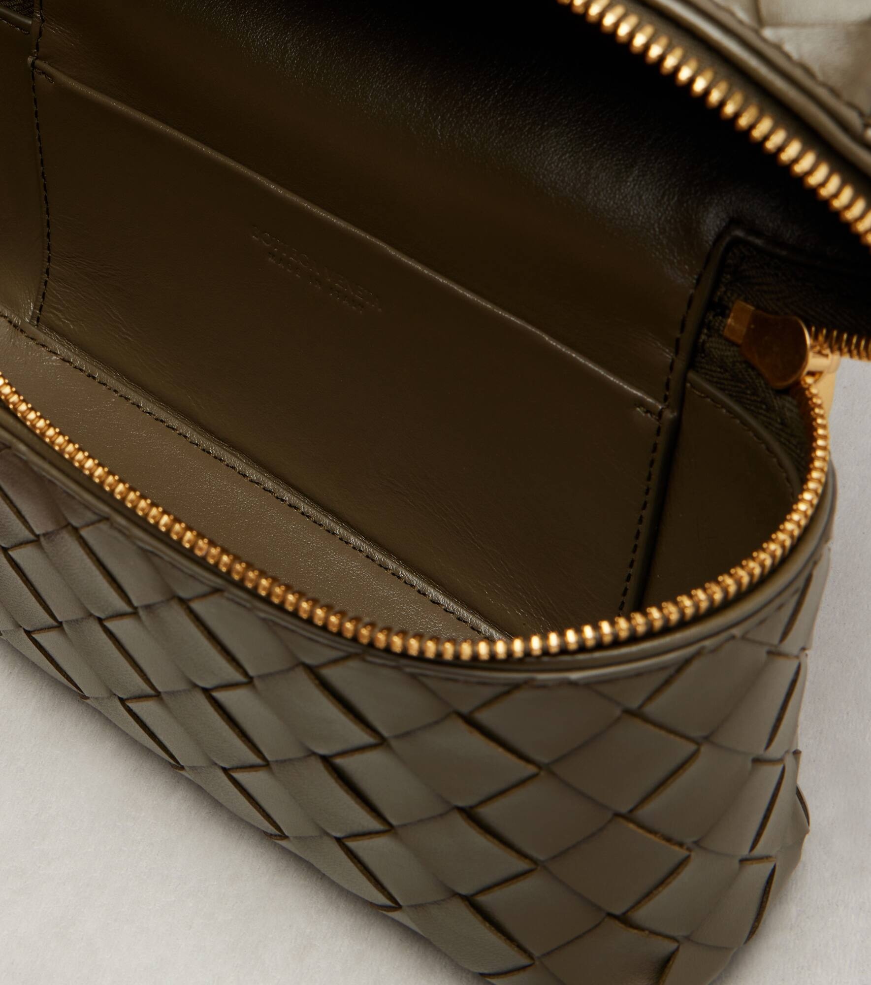 Bang Bang Small leather vanity bag - 3